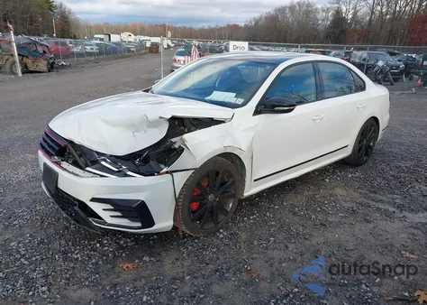 2018 Volkswagen Passat 3.6L V6 Gt z USA, uszkodzony, nr VIN 1VWJM7A39JC049527